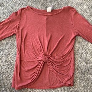 Maroon long sleeve shirt with a tyed knot in the front!